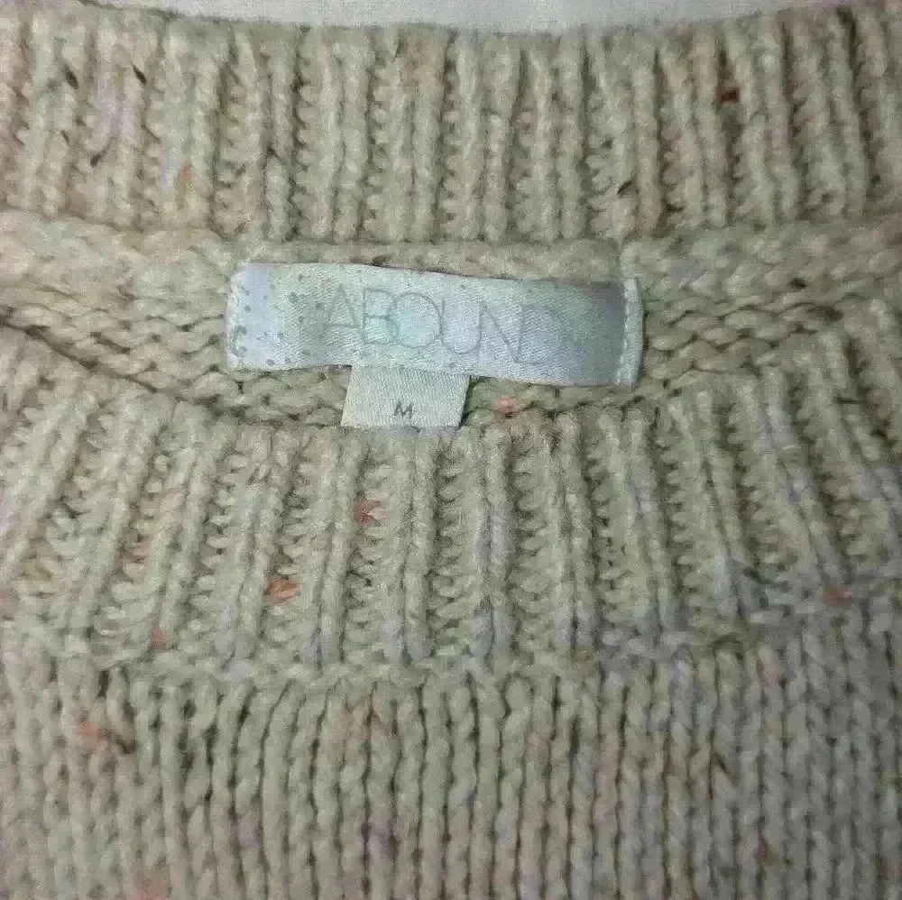Cable Knit Stone Color Pull Over Vest Crew Neck Abound Size Medium